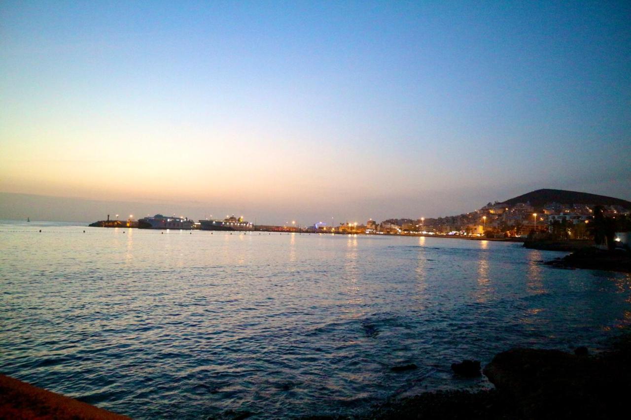 Mar Holiday Home Los Cristianos  Bagian luar foto